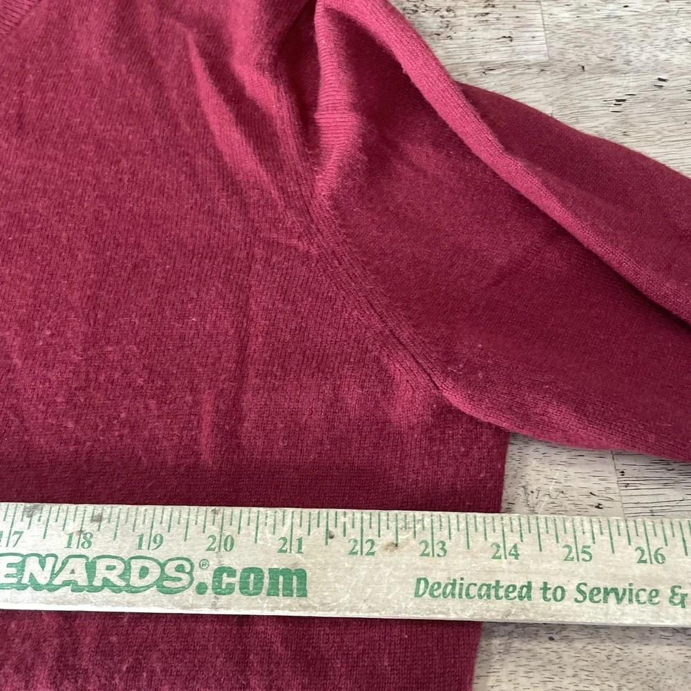 Banana‎ Republic Men's V Neck Sweater  100% Cashmere XL Red